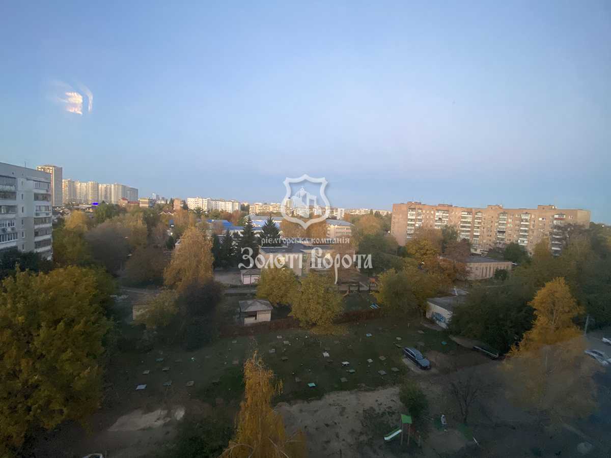 Продажа 3-комнатной квартиры 69 м², Грушевского ул., 3