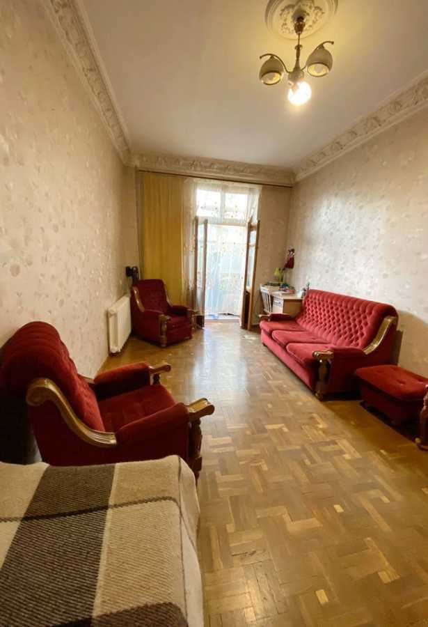 Продаж 2-кімнатної квартири 63 м², Карантинная вул., 14