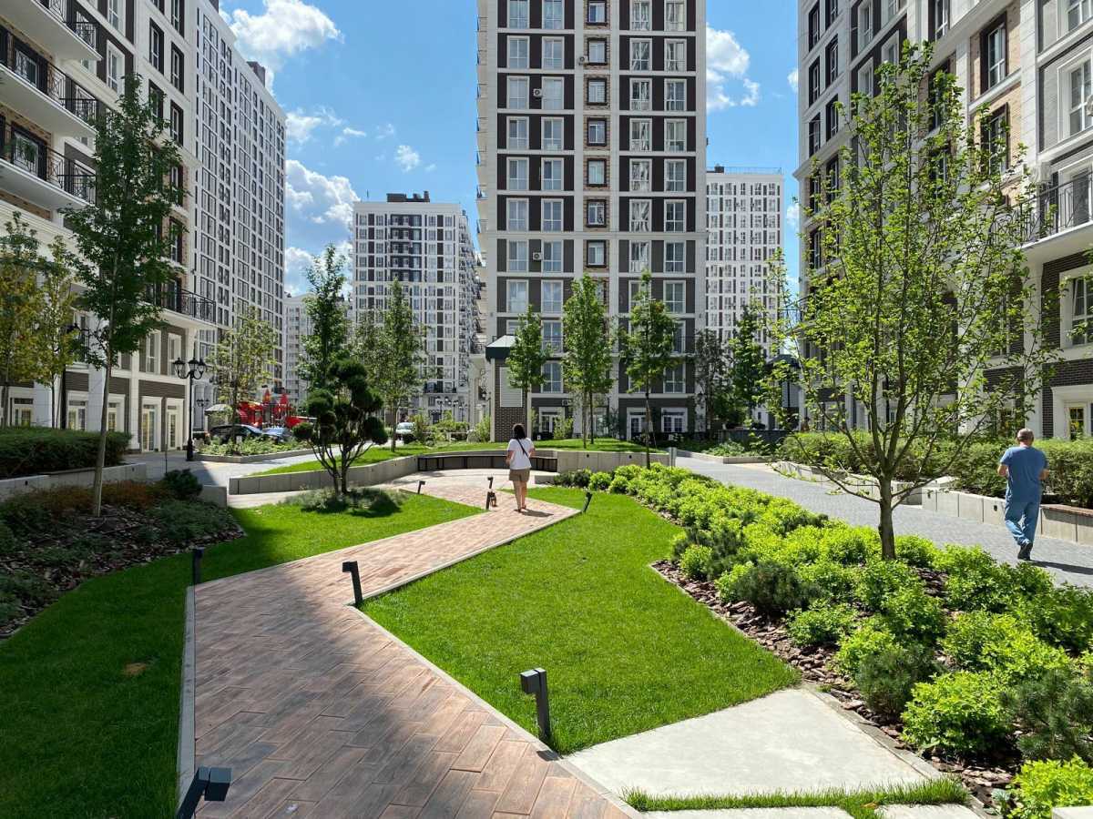 Продажа 1-комнатной квартиры 42 м², Михаила Максимовича ул., 24