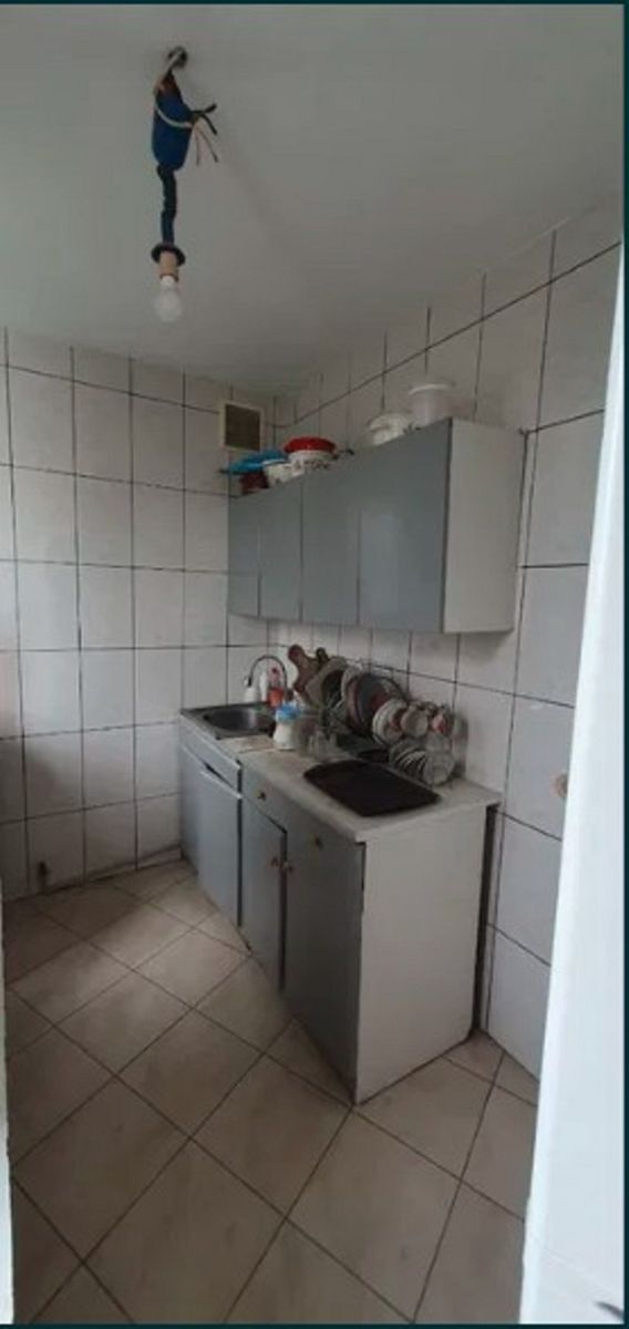 Продаж 3-кімнатної квартири 65 м²