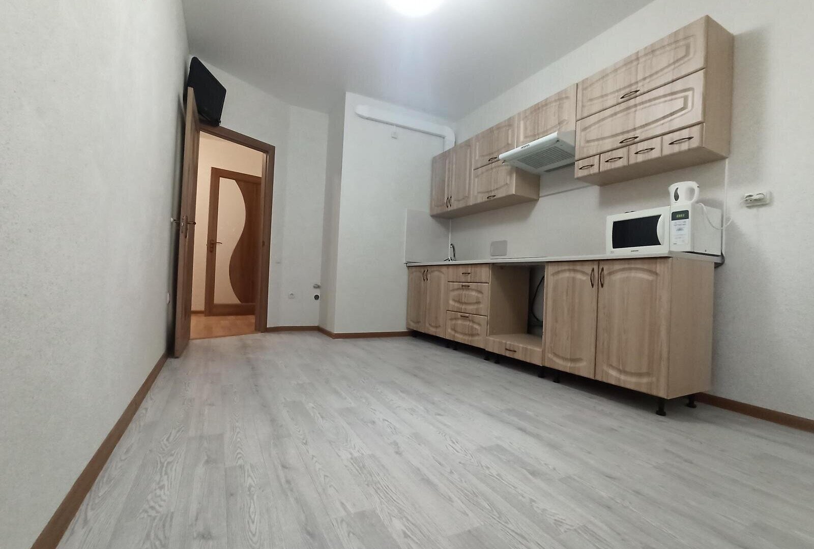 Продажа 2-комнатной квартиры 65 м²