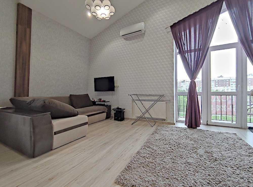 Оренда 1-кімнатної квартири 61 м², Райдужна вул., 44