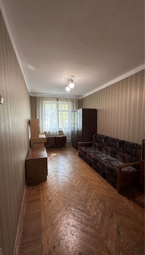 Продаж 2-кімнатної квартири 45 м²