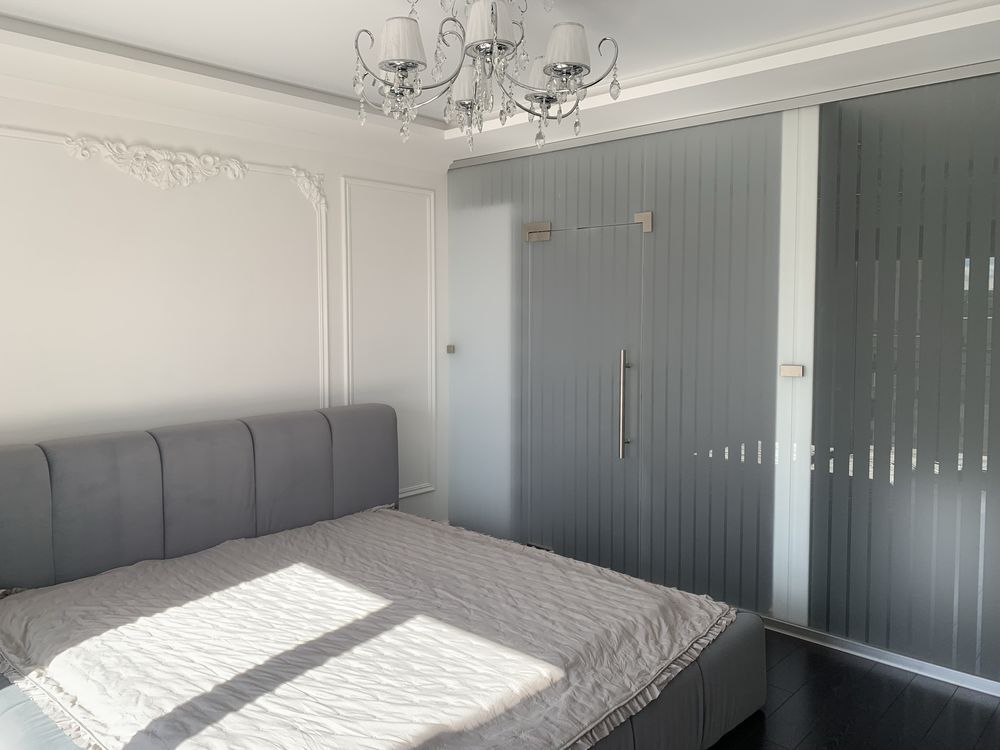 Продаж 1-кімнатної квартири 80 м²