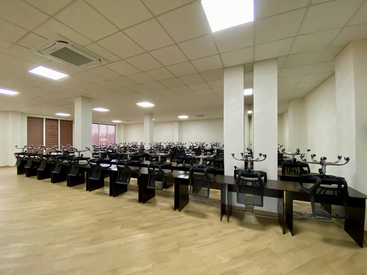 Оренда офісу 195 м², Проскурівського Підпілля вул.