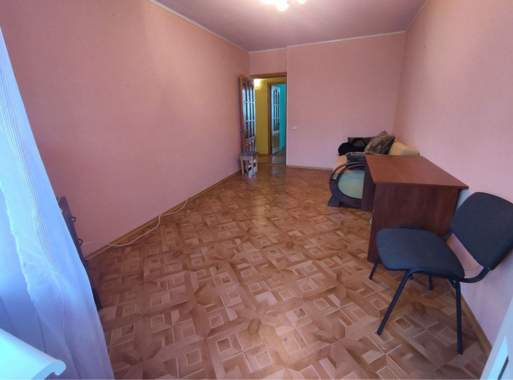 Продаж 3-кімнатної квартири 65 м²