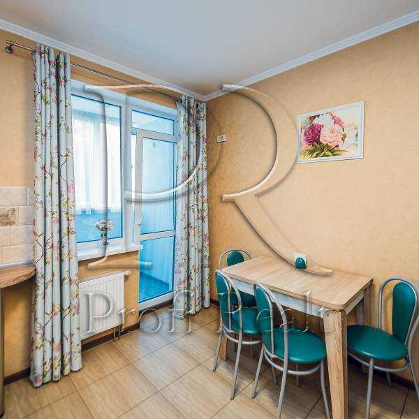 Продаж 3-кімнатної квартири 87 м², Тбіліський пров., 1/26