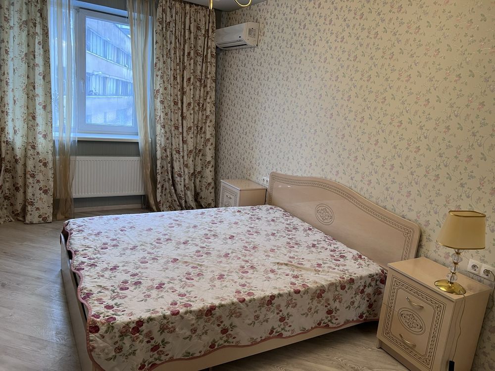 Продаж 1-кімнатної квартири 57 м²