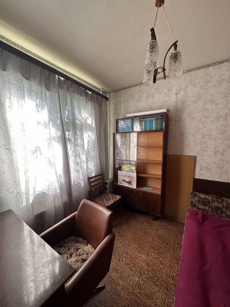 Продажа 4-комнатной квартиры 69 м²