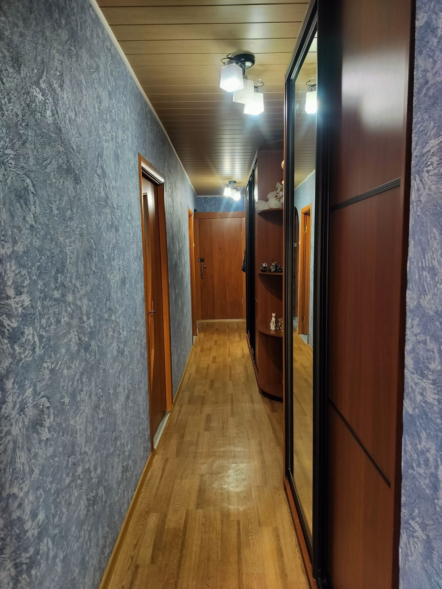 Продажа 4-комнатной квартиры 86 м²