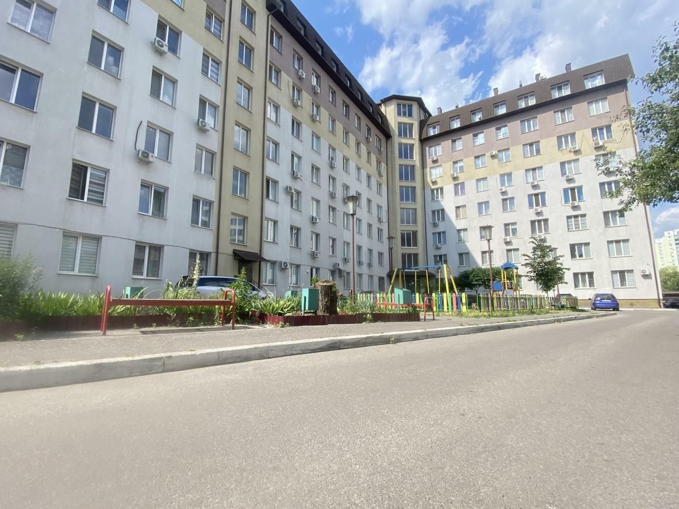 Продажа 3-комнатной квартиры 87 м²