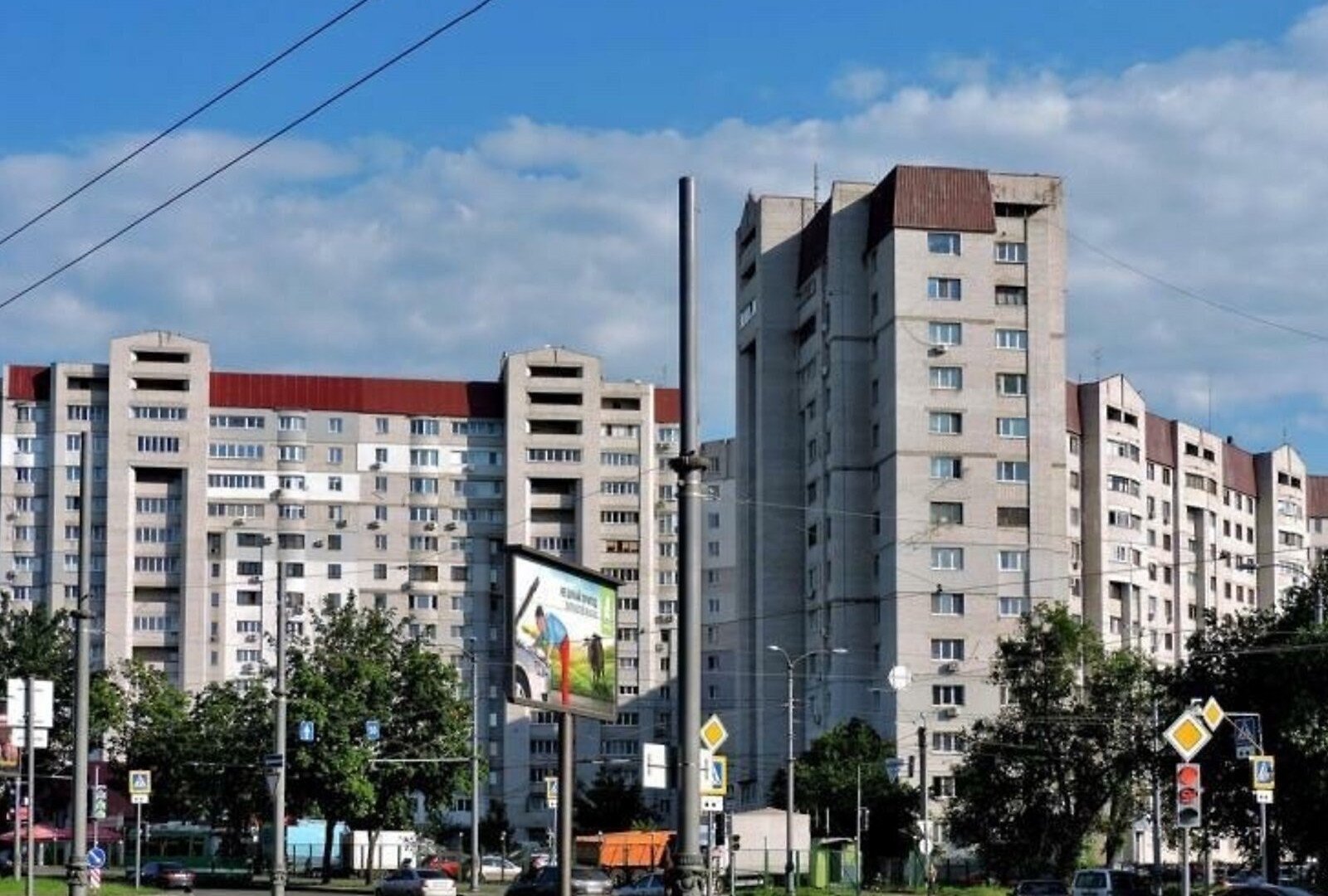 Продаж 3-кімнатної квартири 112 м²