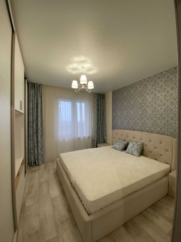 Продаж 3-кімнатної квартири 82 м², Ломоносова вул., 36В