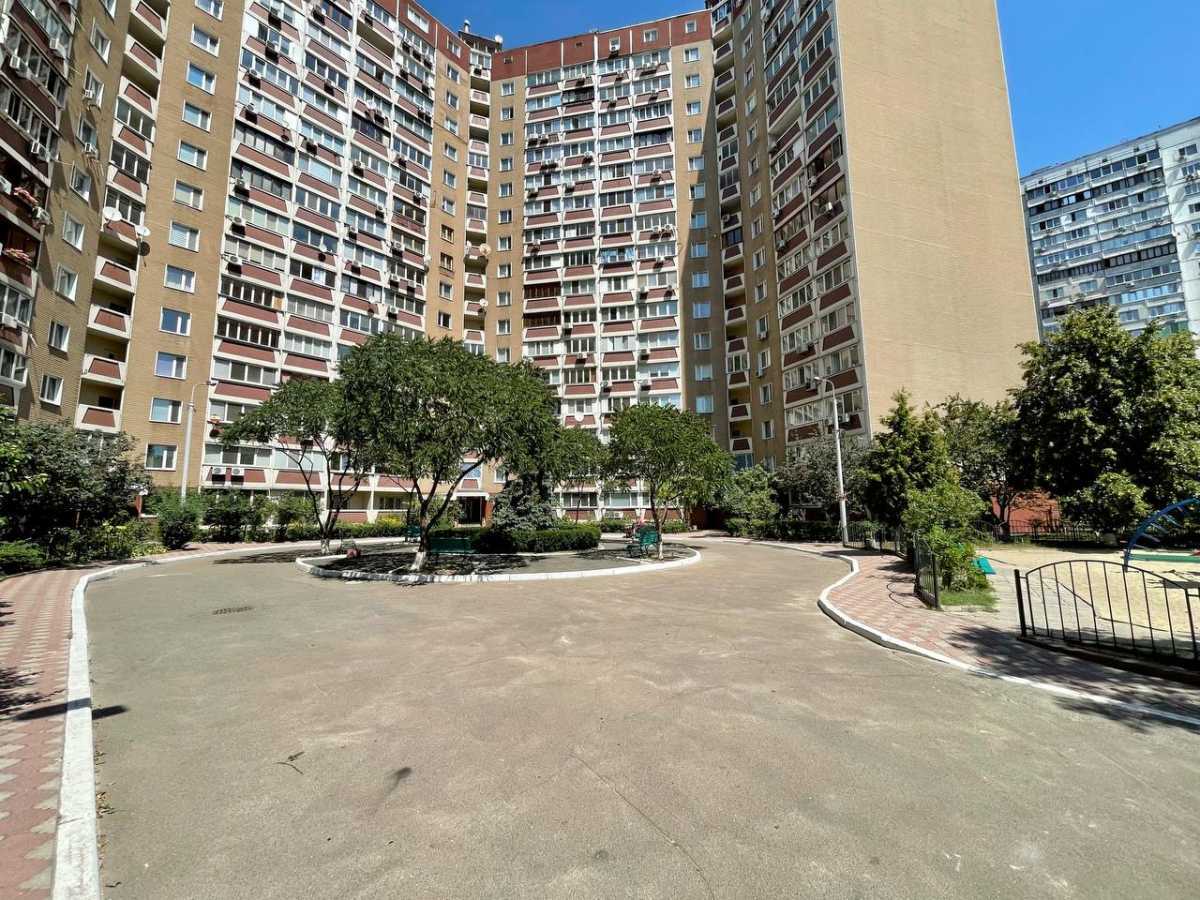 Продажа 3-комнатной квартиры 105 м², Николая Бажана просп., 36