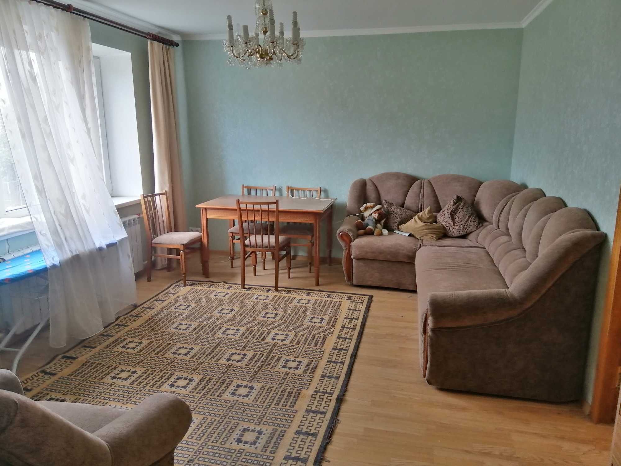 Продаж 3-кімнатної квартири 73 м²