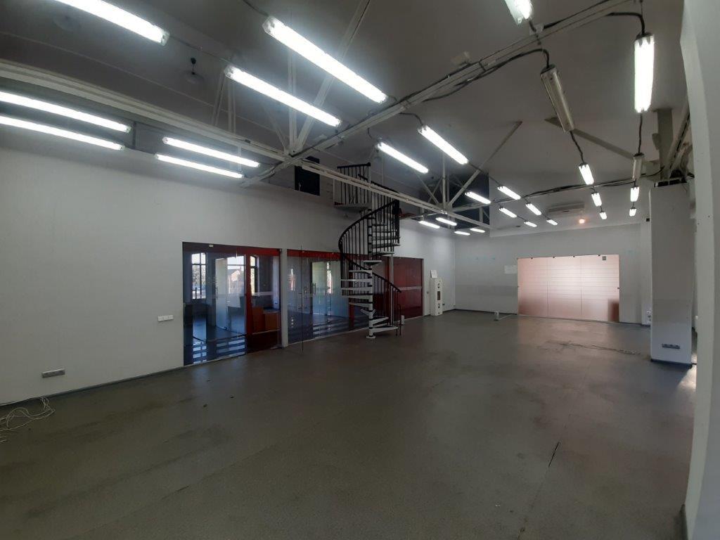 Продажа бизнес-центра 2300 м², Нижнеюрковская ул.