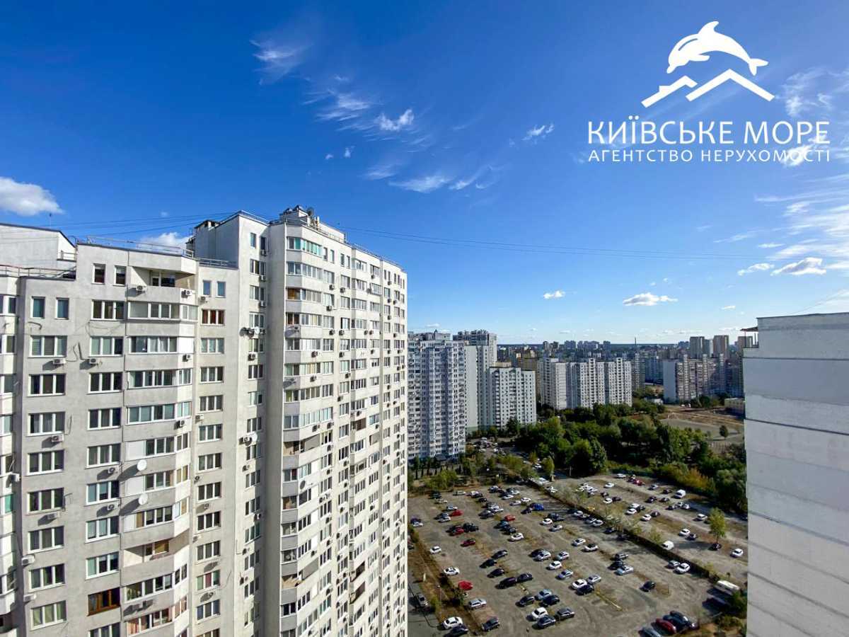 Оренда 3-кімнатної квартири 68 м², Олени Пчілки вул., 3