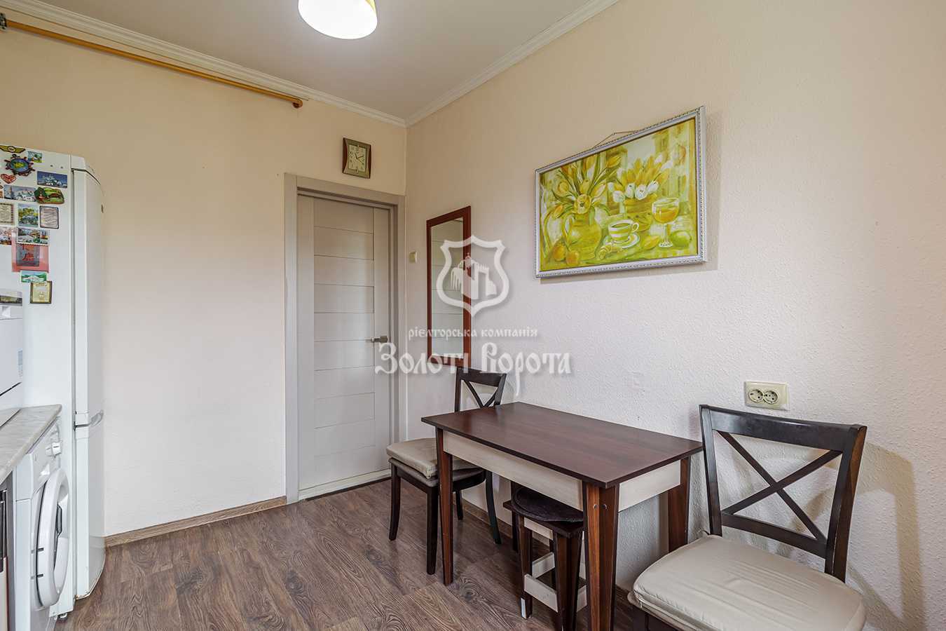 Продаж 1-кімнатної квартири 30.5 м², Тампере вул., 8А