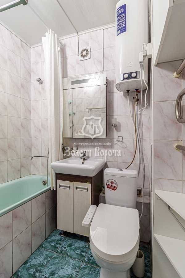 Продаж 1-кімнатної квартири 30.5 м², Тампере вул., 8А