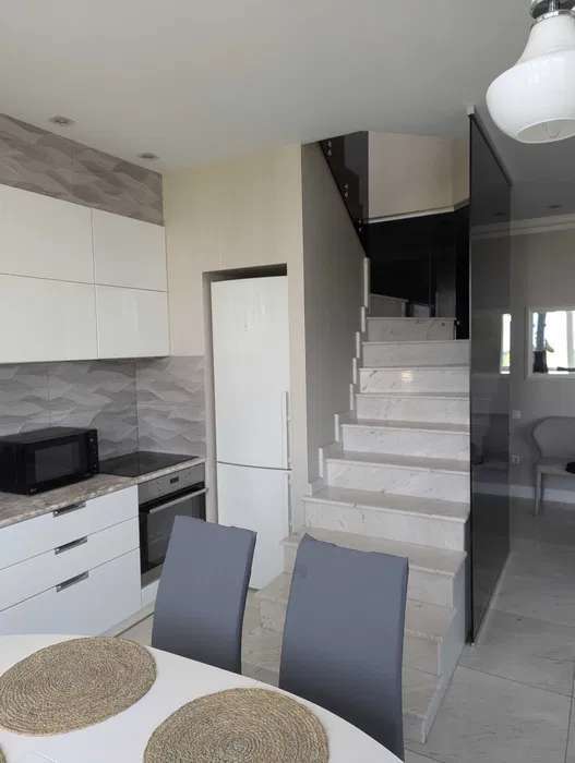 Оренда 2-кімнатної квартири 150 м², Шевченко просп., 33Б