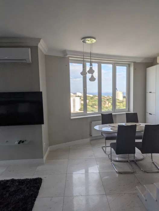 Оренда 2-кімнатної квартири 150 м², Шевченко просп., 33Б