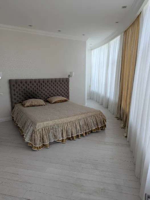 Оренда 2-кімнатної квартири 150 м², Шевченко просп., 33Б