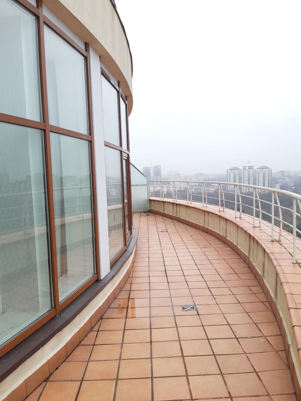 Оренда 2-кімнатної квартири 150 м², Шевченко просп., 33Б