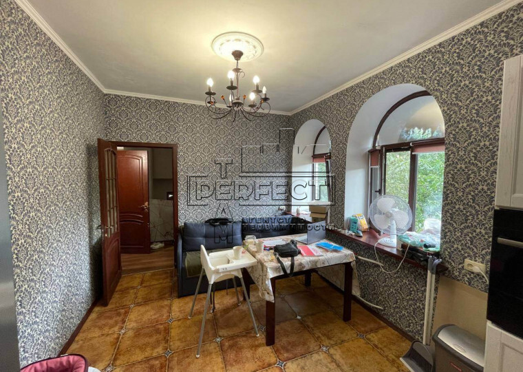 Продажа 4-комнатной квартиры 131 м², Шевченко ул., 4