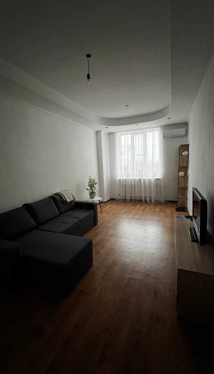 Продаж 1-кімнатної квартири 40 м²