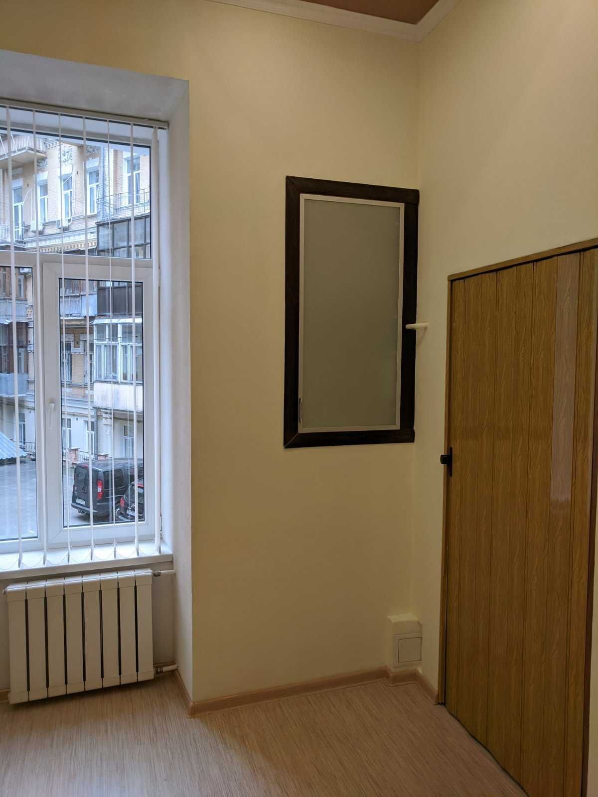 Продаж 2-кімнатної квартири 67 м²