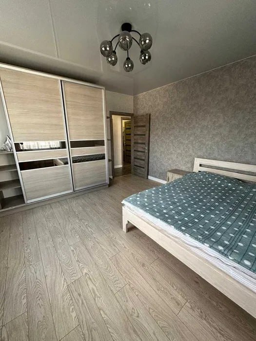 Продажа 2-комнатной квартиры 61 м², Староконстантиновское шоссе, 20/3