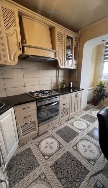 Продажа 2-комнатной квартиры 54 м², Казацкая ул., 62