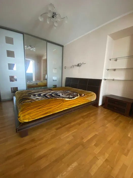 Продаж 3-кімнатної квартири 63 м², Водопровідна вул., 42/1