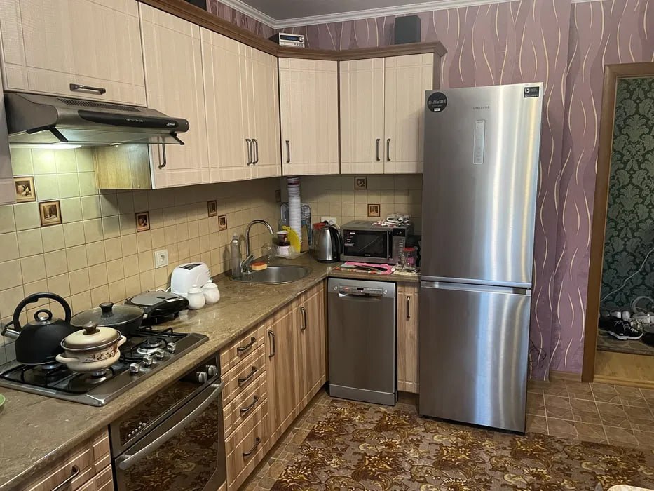 Продаж 3-кімнатної квартири 80 м², Максима Залізняка вул., 22/1