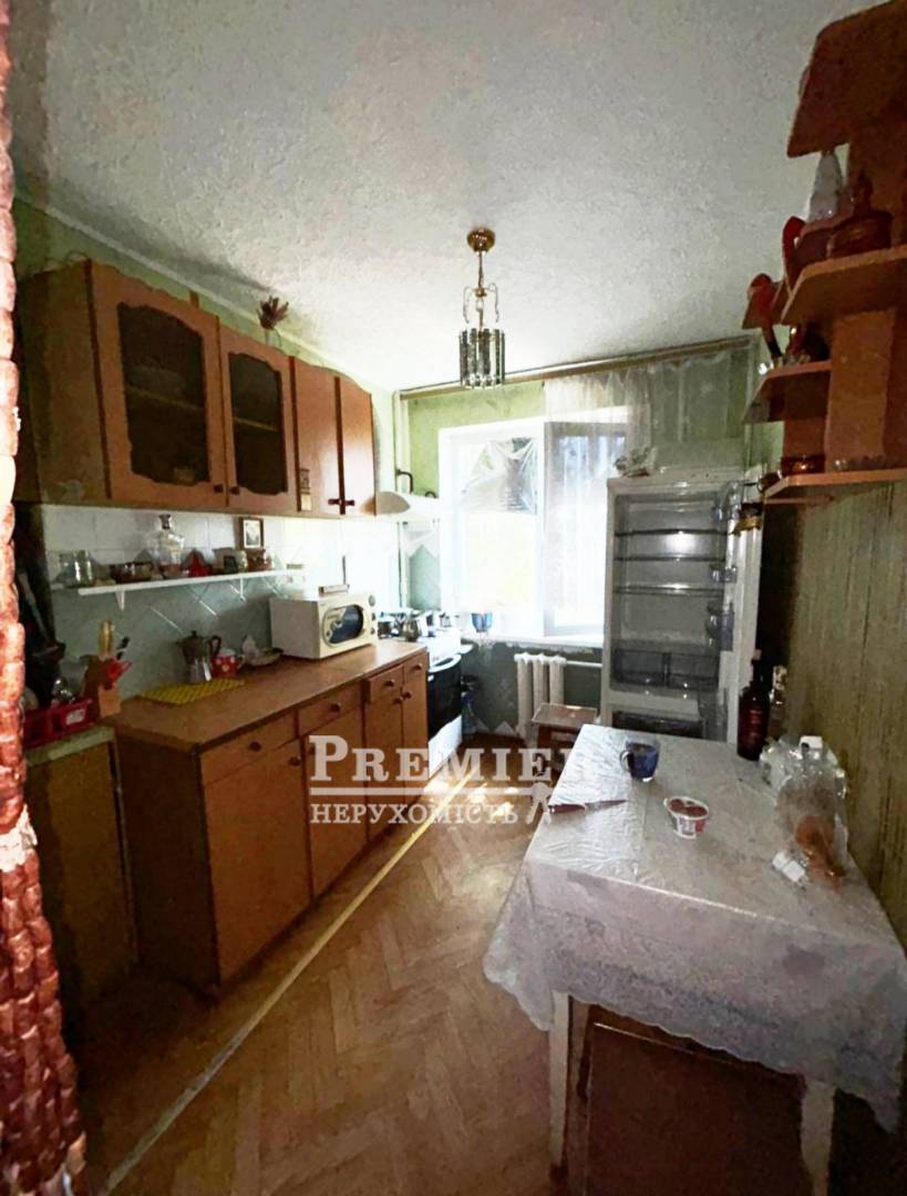 Продаж 2-кімнатної квартири 44.5 м², Кузнецова Капитана вул.