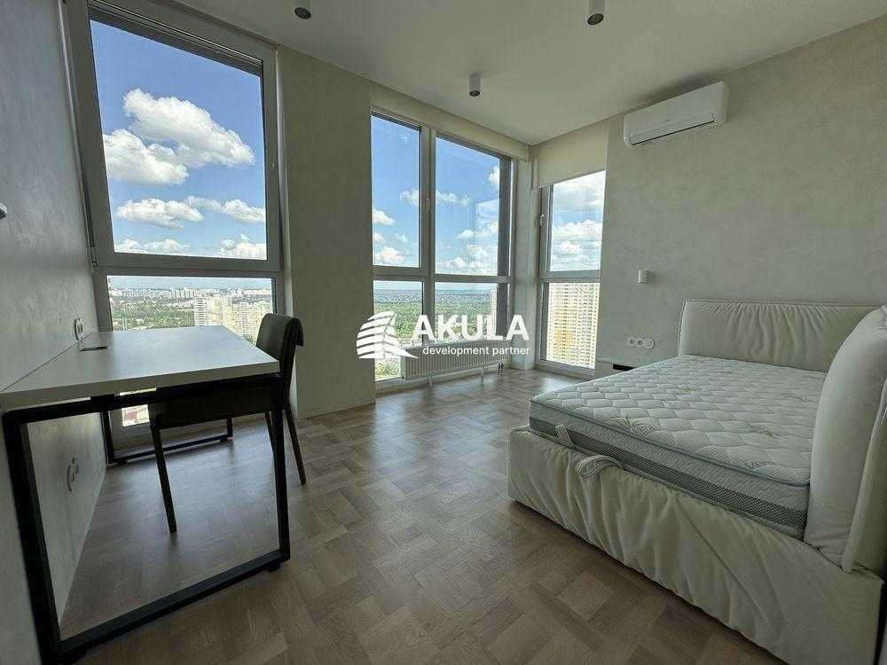 Продажа 2-комнатной квартиры 64 м², Науки просп.