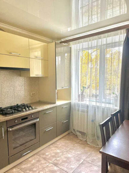 Продажа 2-комнатной квартиры 50.5 м², Харьковская ул.