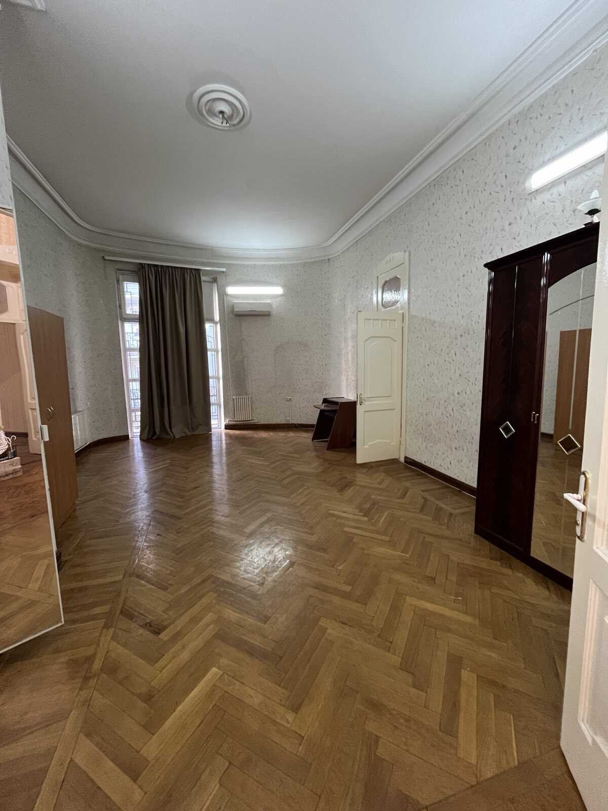 Продаж 4-кімнатної квартири 159 м², Ришельевская вул., 33