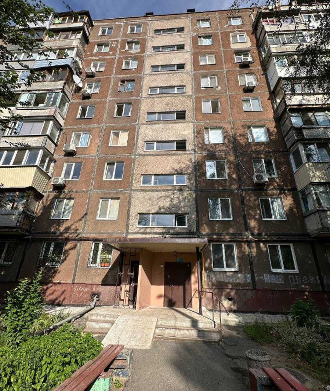 Продаж 2-кімнатної квартири 46 м², Слобожанський просп., 115