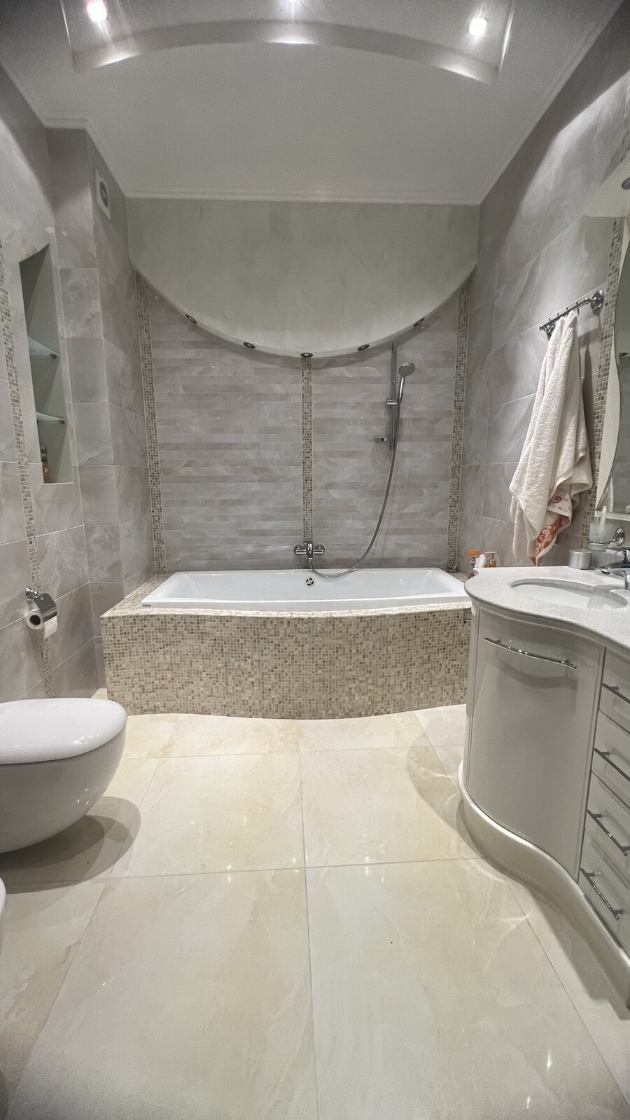 Продаж 2-кімнатної квартири 100 м², Мукачевський пров., 6/3