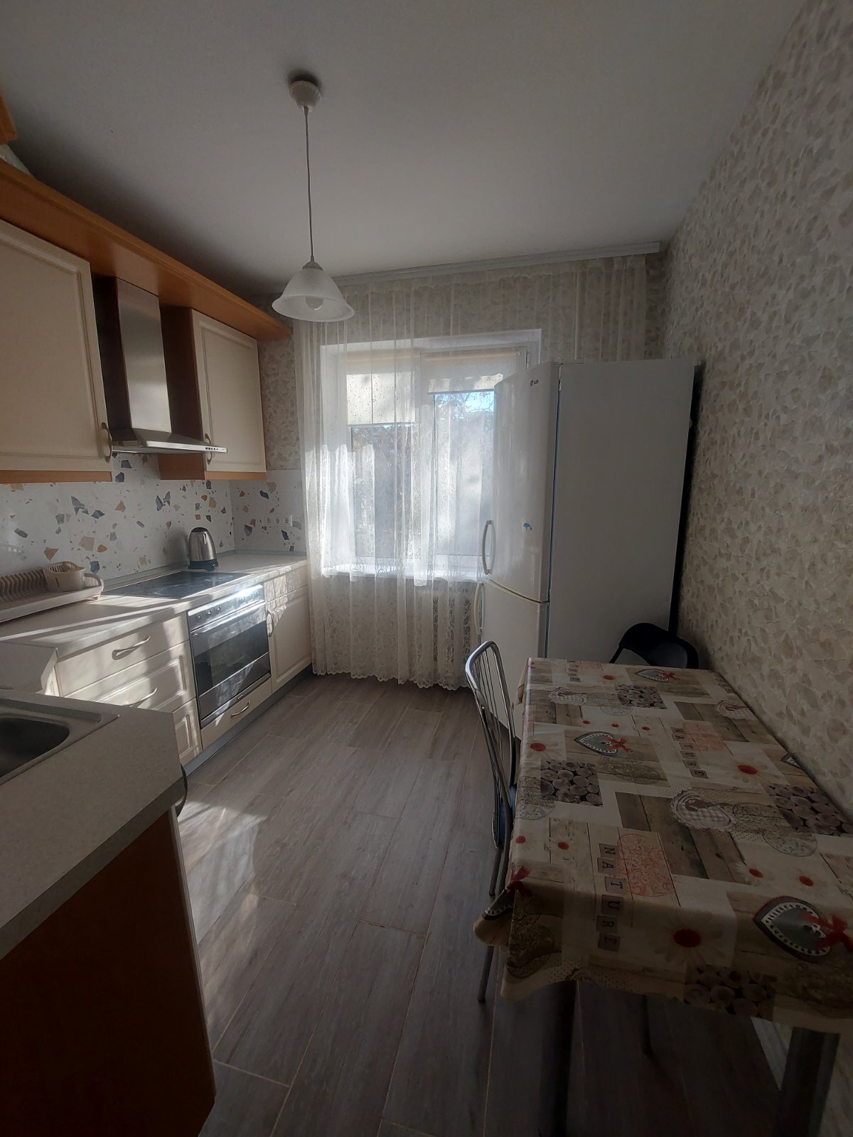Оренда 2-кімнатної квартири 55 м², Академіка Вільямса вул., 75