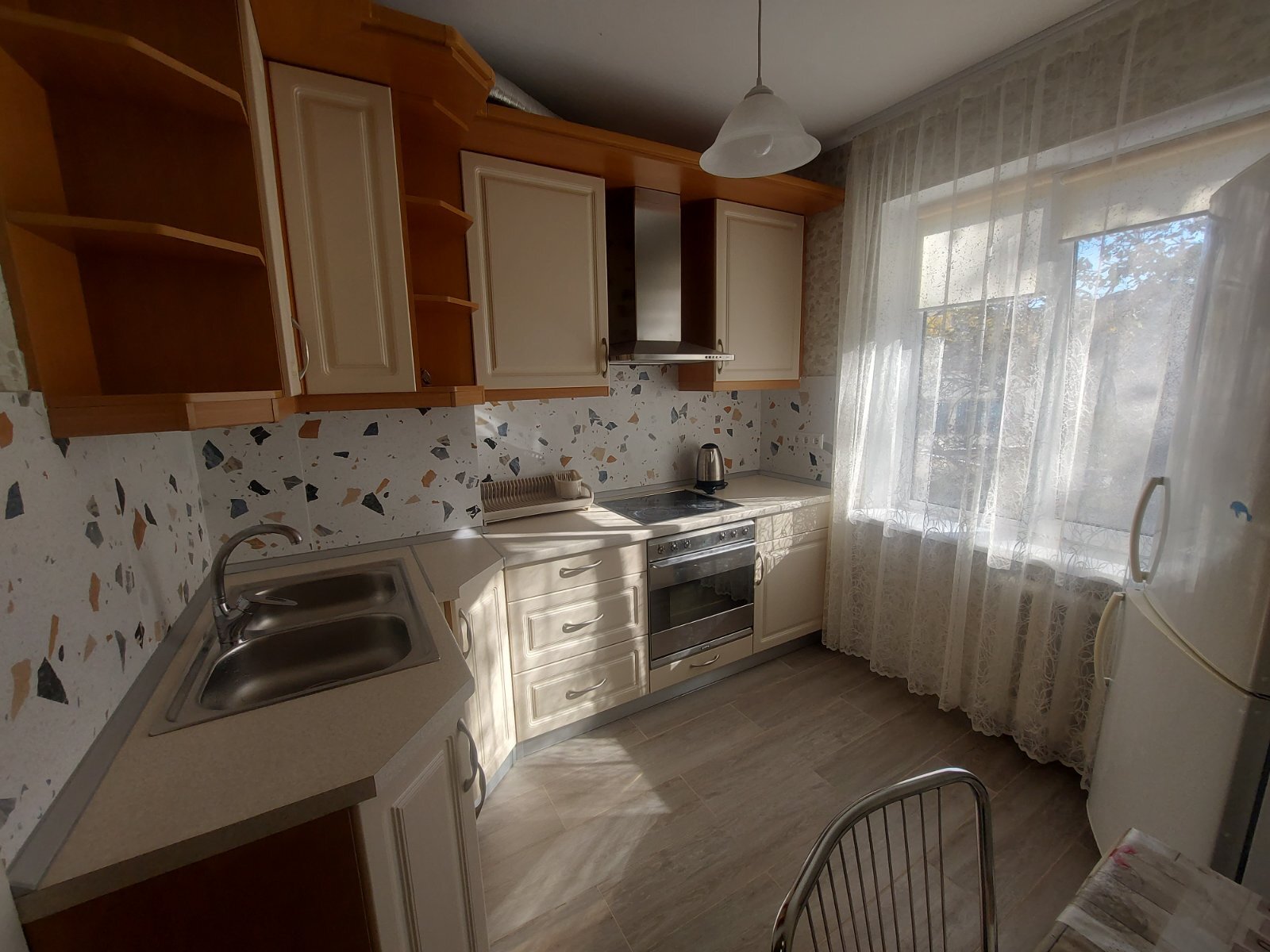 Оренда 2-кімнатної квартири 55 м², Академіка Вільямса вул., 75