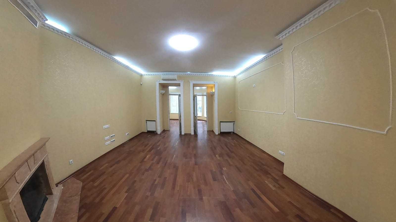 Продаж 4-кімнатної квартири 158 м²