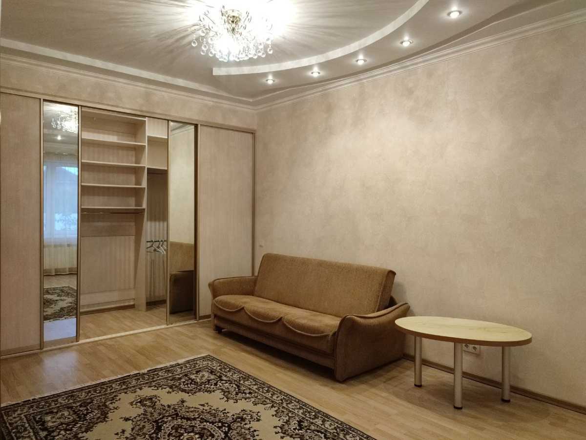 Оренда будинку 250 м², 45-а Садова вул.