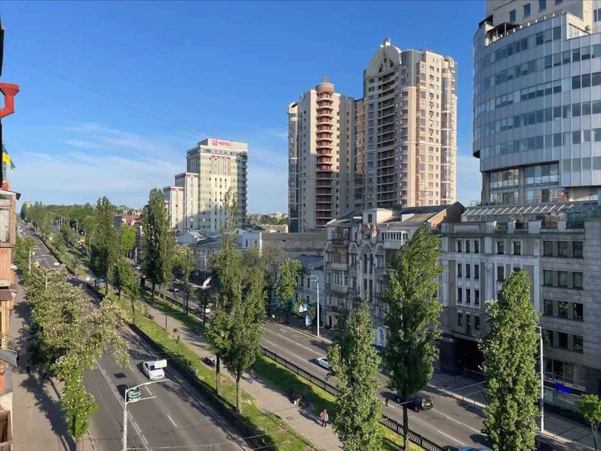 Продажа 4-комнатной квартиры 89 м², Тараса Шевченко бул., 58