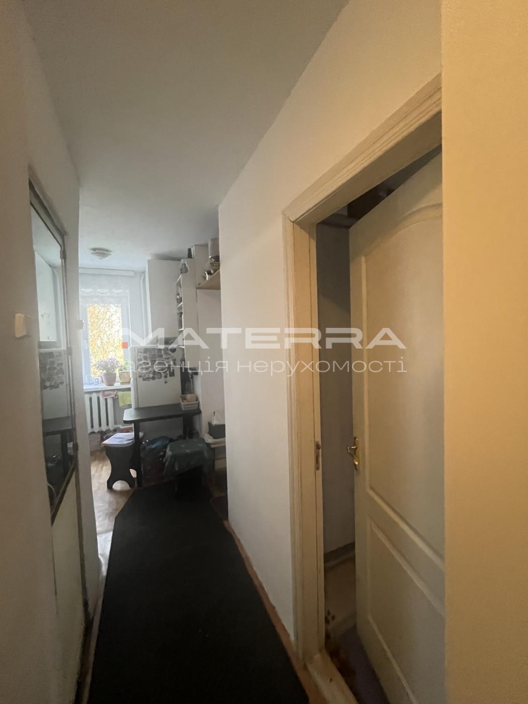 Продаж 2-кімнатної квартири 41.7 м²