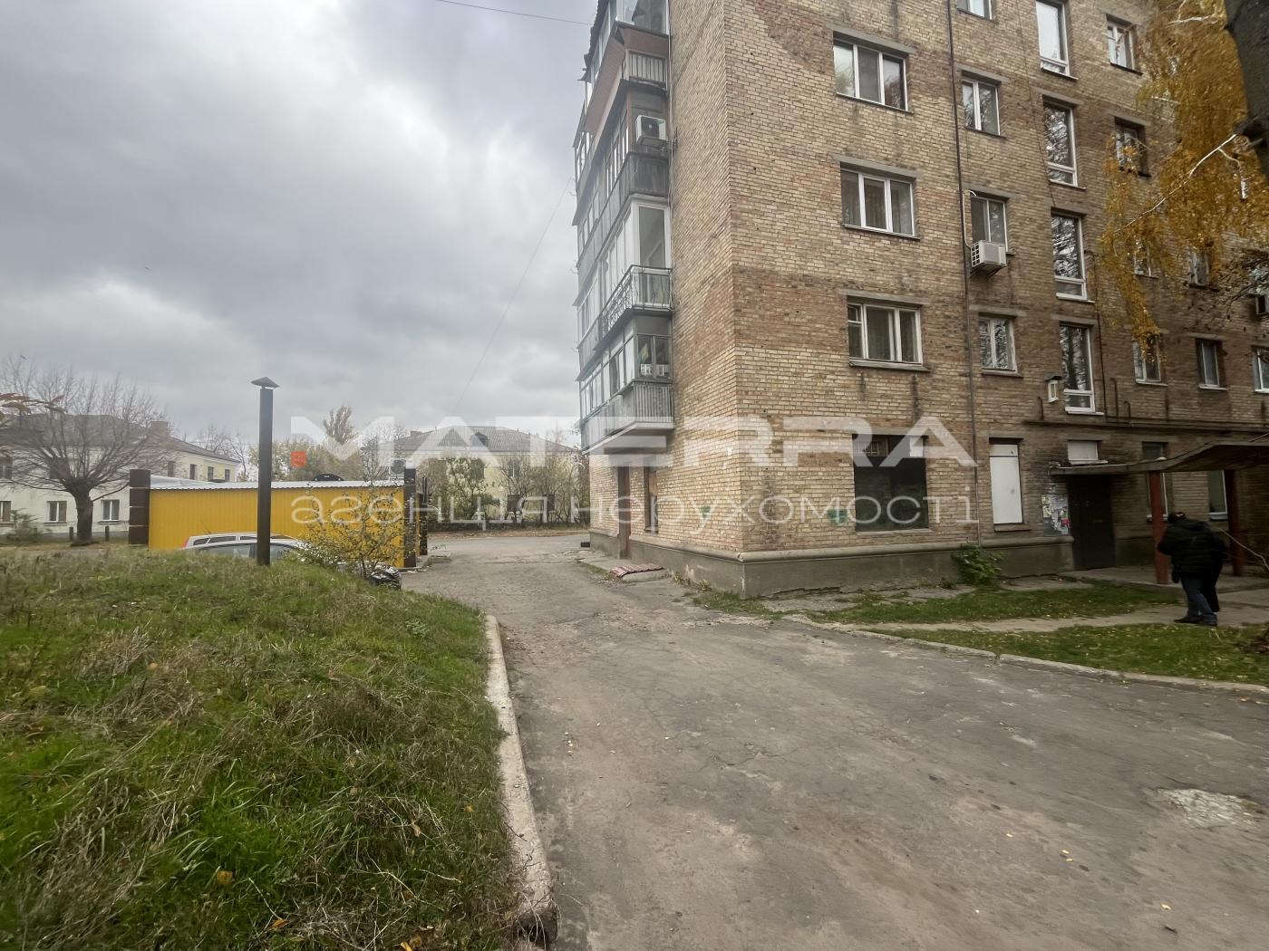 Продажа 2-комнатной квартиры 41.7 м²