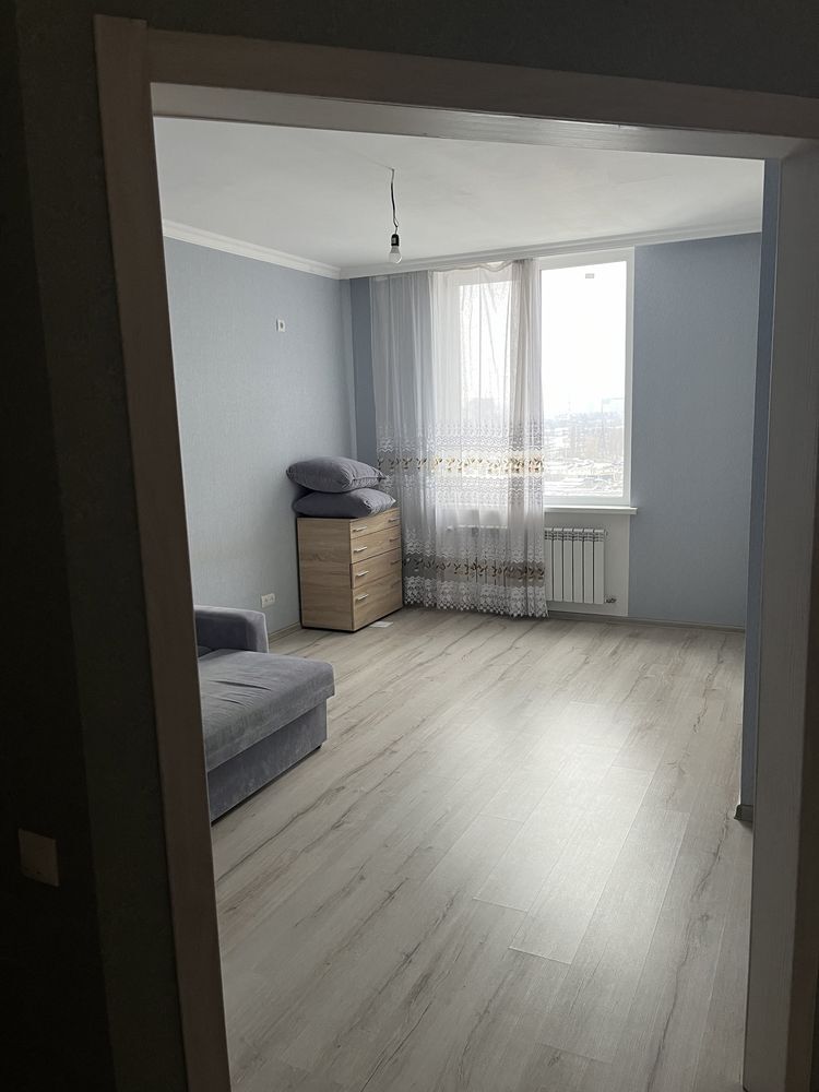 Продажа 2-комнатной квартиры 60 м²