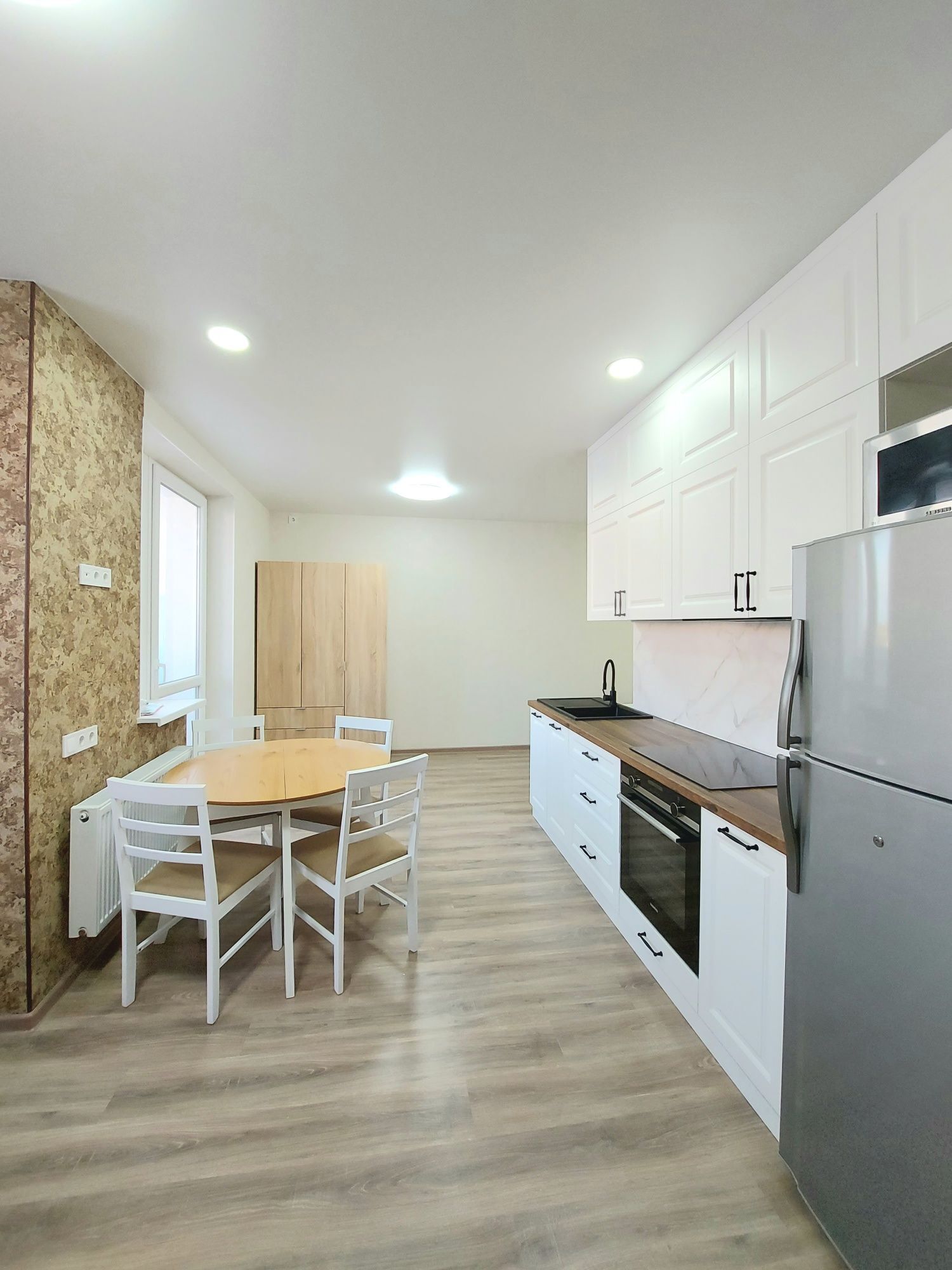 Продаж 1-кімнатної квартири 35.5 м²