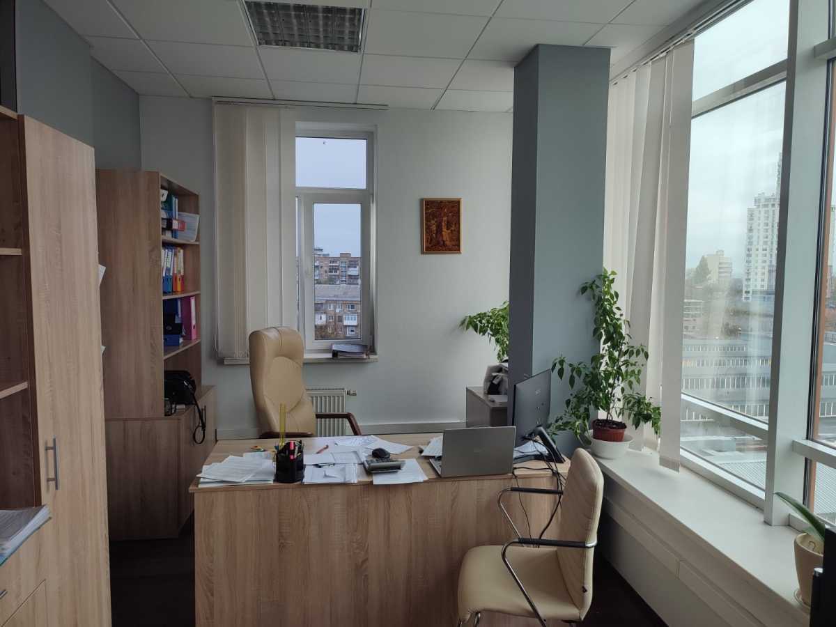 Аренда офиса 187 м², Багговутовская ул., 23